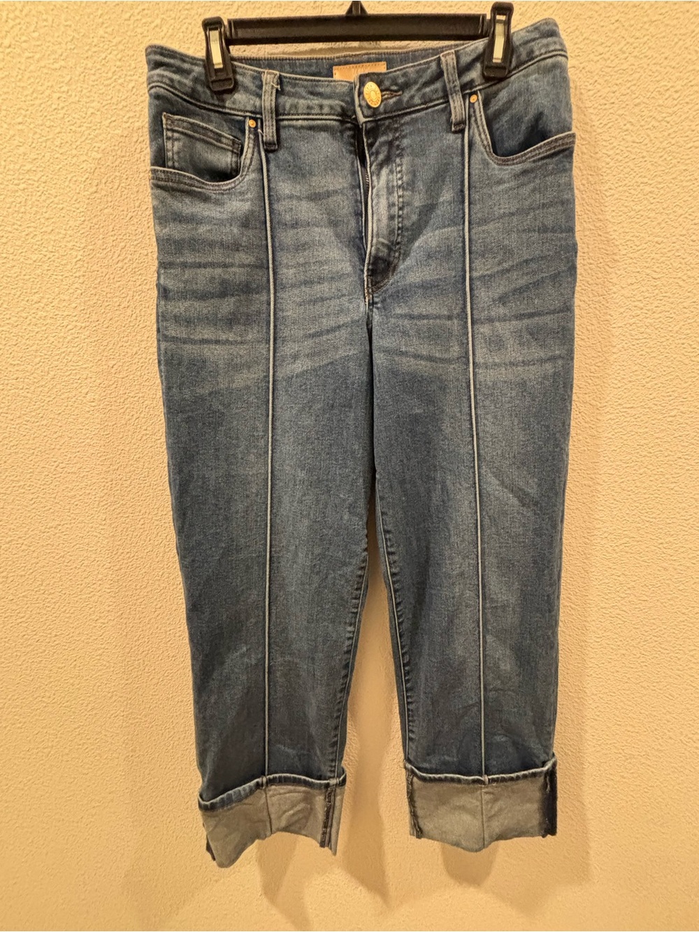 Kut from the Kloth Women’s Cropped Center-Seam Blue Jeans with Rolled Hem